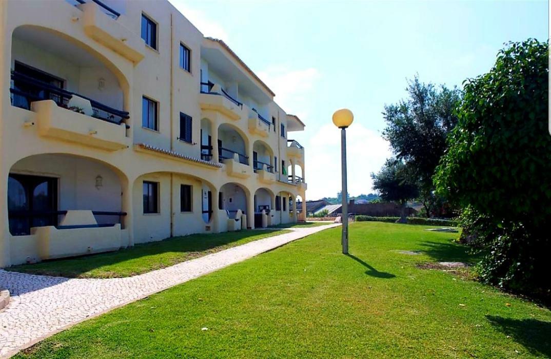 Casa Do Patio Amarelo Apartment Alvor Ngoại thất bức ảnh